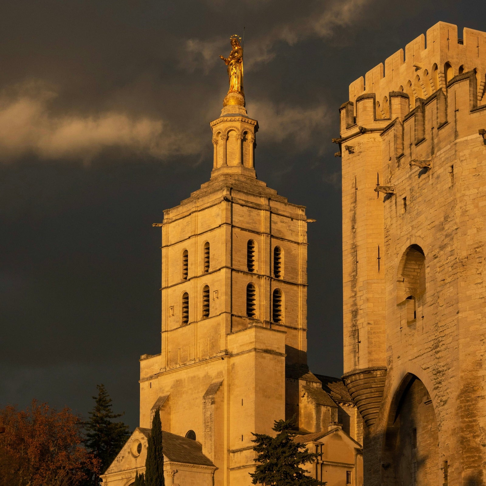 De Nîmes à Avignon en 48h