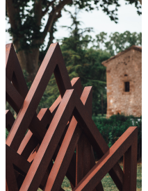 14 Acute Unequal Angles, Bernar Venet, 2019